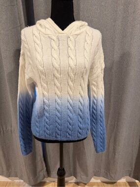 Francesca's Collections White to Light Blue Cable-Knit Hoodie